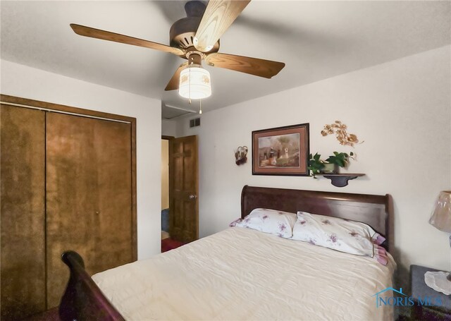 bedroom with ceiling fan