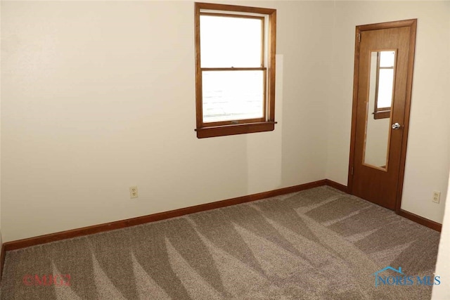 empty room with carpet