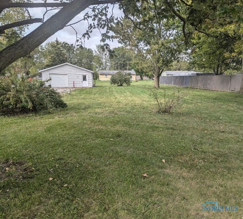11628 Sugar Ridge Rd, Bowling Green, OH 43402 - photo 1