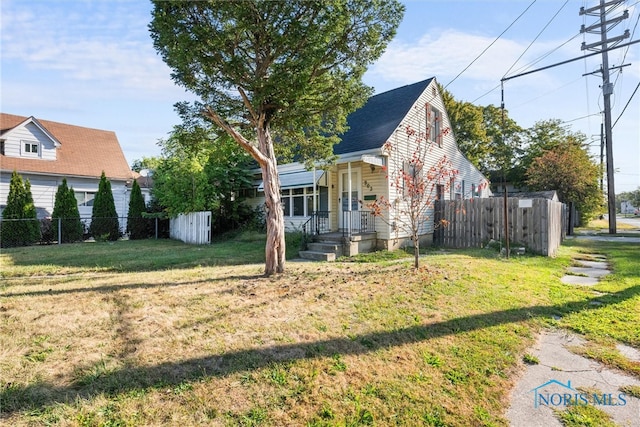 exterior space featuring a lawn