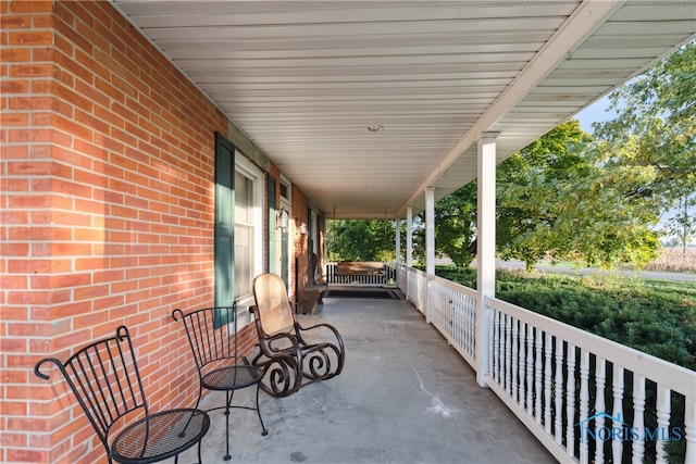 view of patio / terrace with covered porch