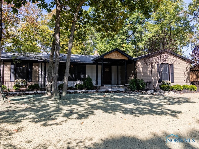 view of front of home featuring a porch