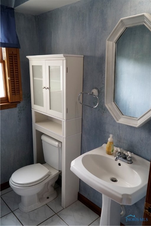 bathroom with toilet