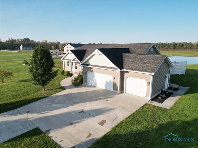 ranch-style home featuring a front yard