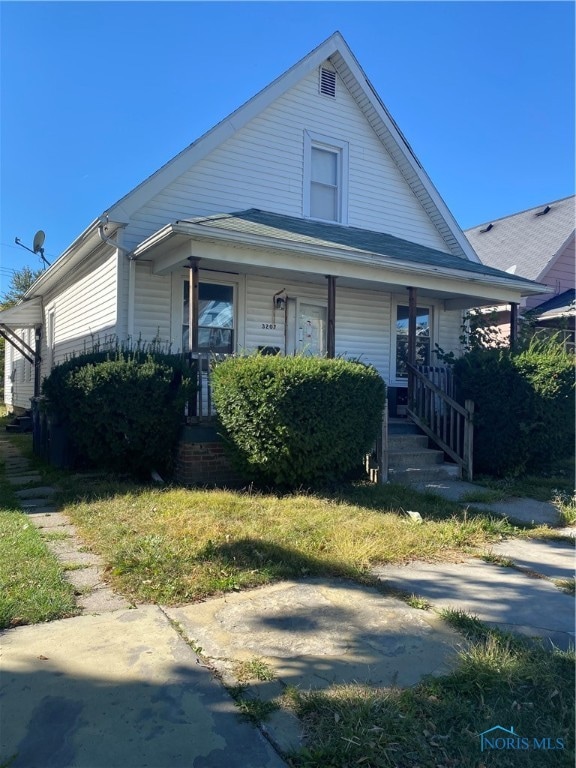 view of front of house with a porch