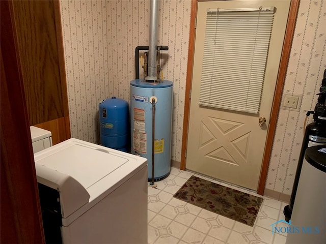 utilities with washer / clothes dryer and water heater