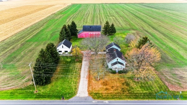 drone / aerial view with a rural view