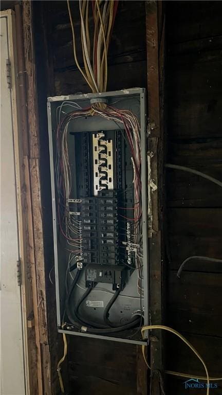 221 W Jackson St, Paulding, OH 45879 - view of utilities