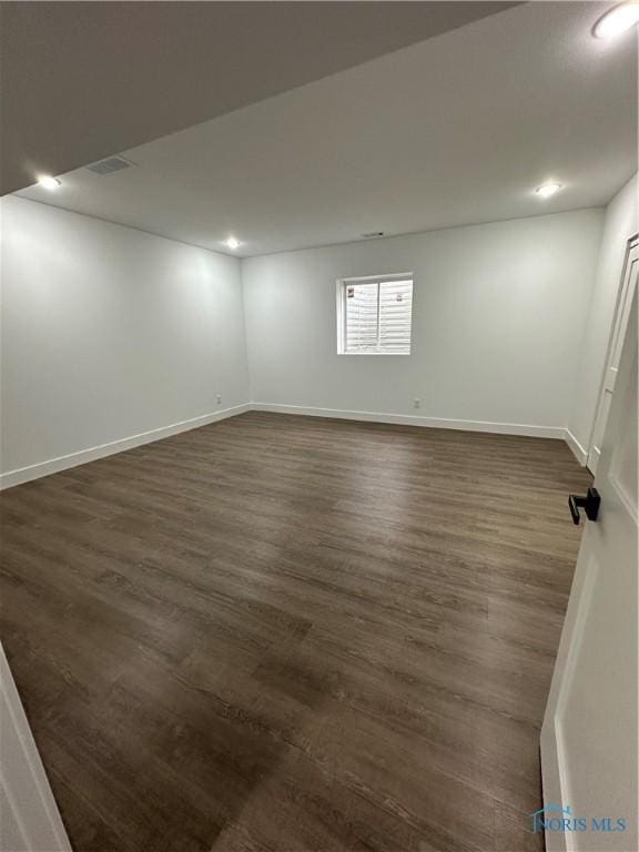 3640 Turtle Creek Dr, Perrysburg, OH 43551 - unfurnished room with dark wood-style floors, baseboards, and recessed lighting