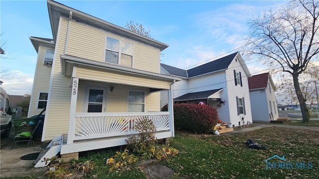 view of front facade featuring covered porch