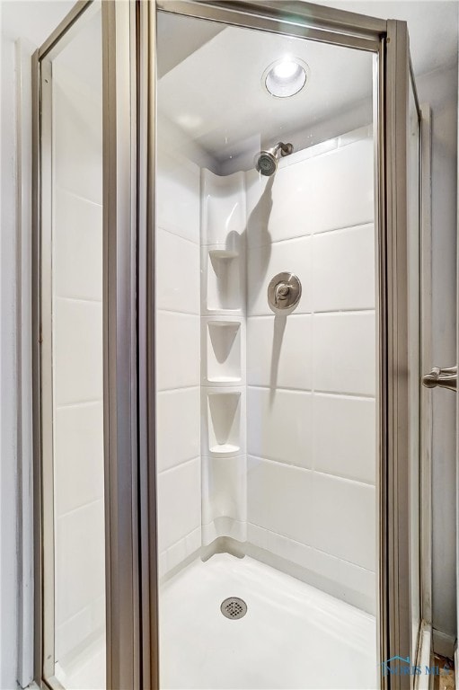 bathroom featuring a shower