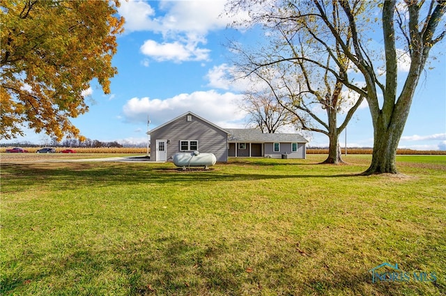 exterior space featuring a rural view