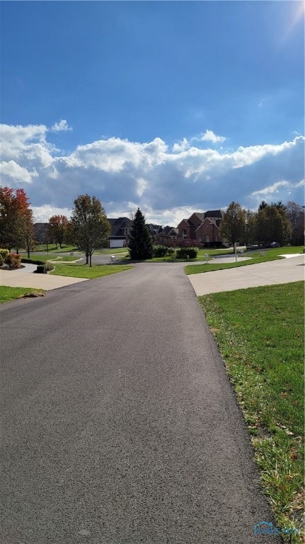 Listing photo 2 for 26298 W River Rd, Perrysburg OH 43551