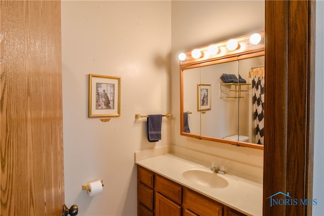 bathroom featuring vanity