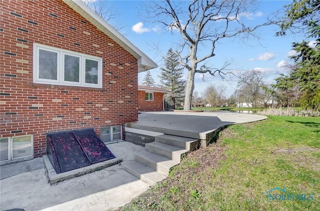 1362 Conneaut Ave, Bowling Green, OH 43402 - view of patio / terrace