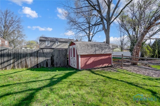 1362 Conneaut Ave, Bowling Green, OH 43402 - view of yard