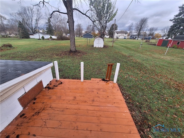 exterior space featuring a yard