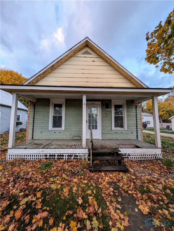 536 W Stone St, Gibsonburg OH, 43431, 2 bedrooms, 1 bath house for sale