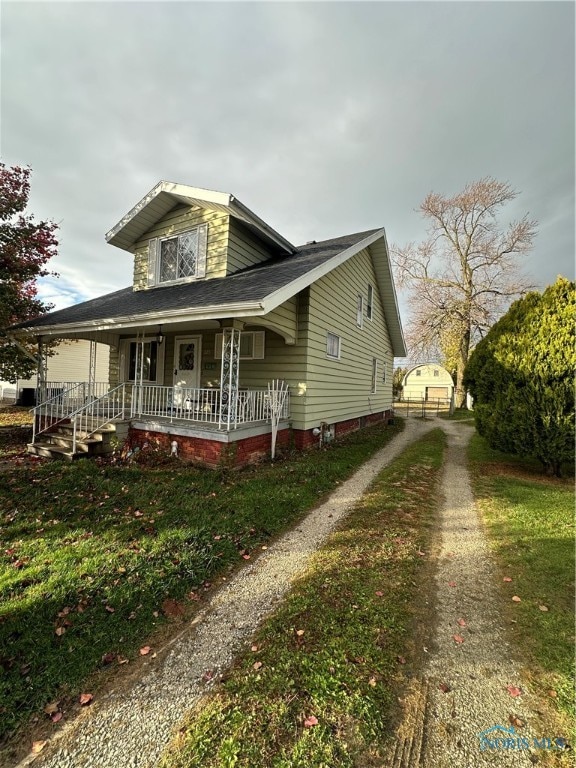 bungalow-style house with a porch