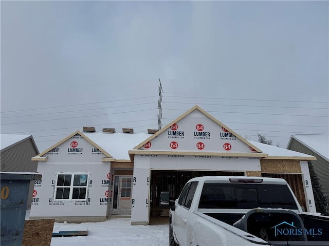 view of front of house featuring a garage