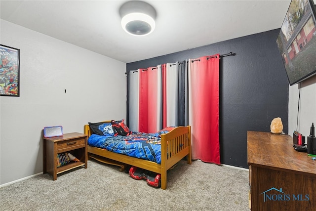 bedroom featuring carpet floors