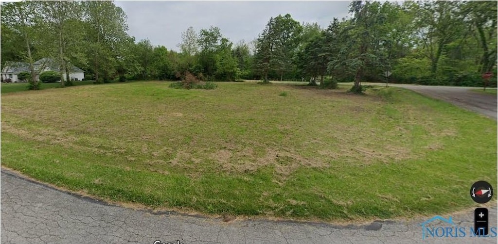 17770 W Riverside Dr, Elmore, OH 43416 - photo 1
