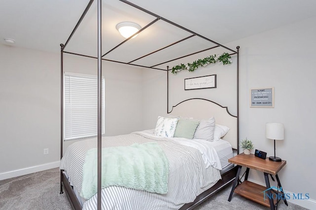 bedroom with carpet