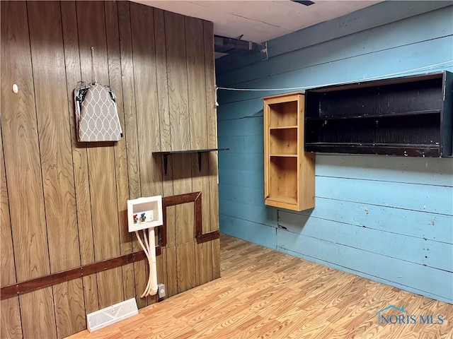 interior space with light hardwood / wood-style floors