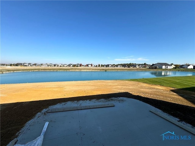 view of water feature