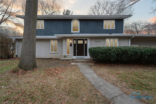 view of front of home