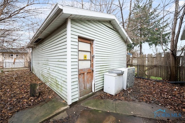 view of outbuilding