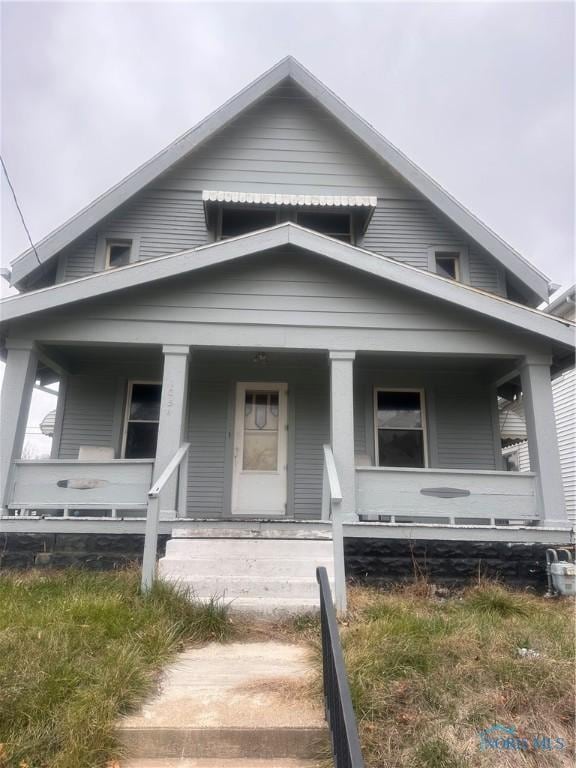 view of front of property with a porch