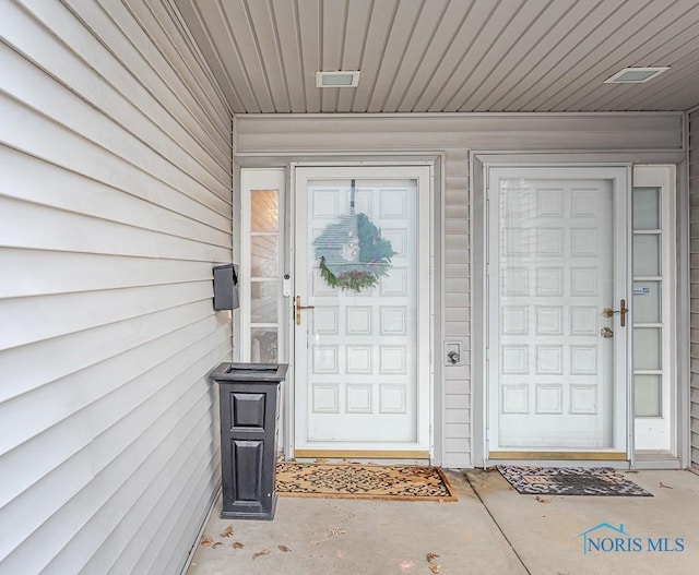 view of doorway to property