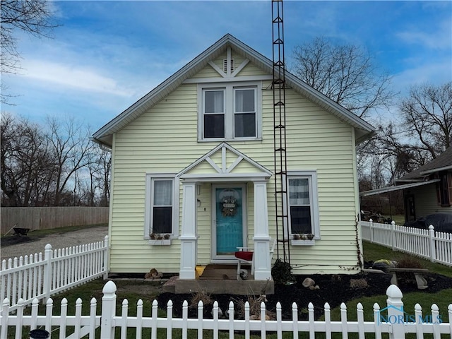 view of front of house