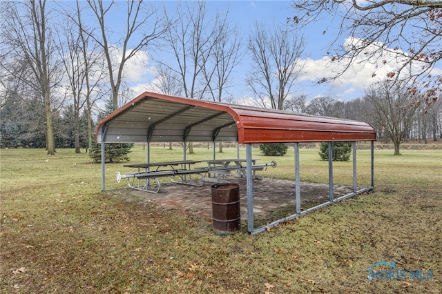 view of community featuring a yard