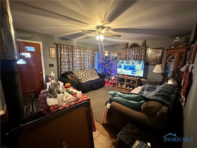 living room featuring ceiling fan