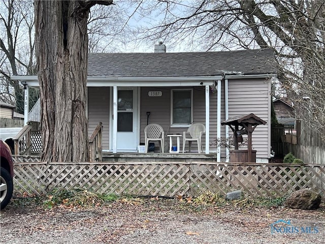 view of front of house featuring covered porch