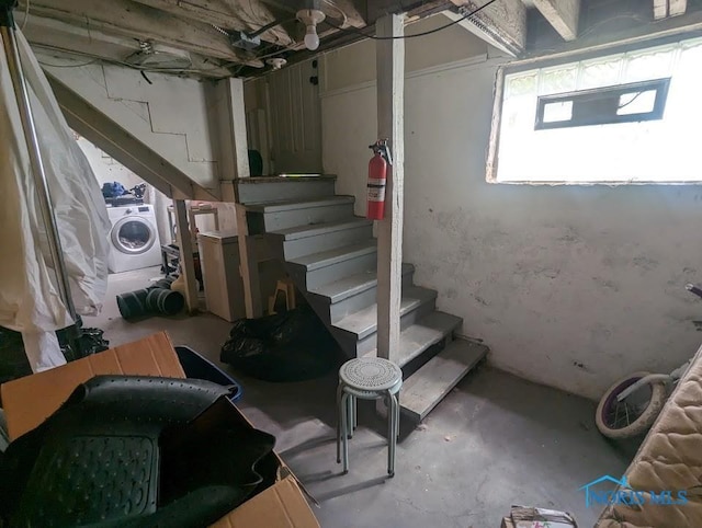 basement with washer / dryer