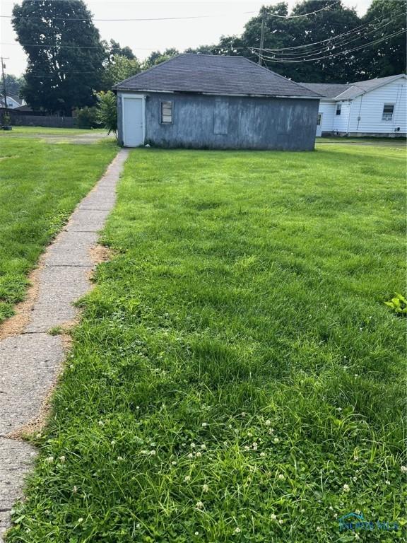 225 S Hazel St, Upper Sandusky, OH 43351 - photo 5