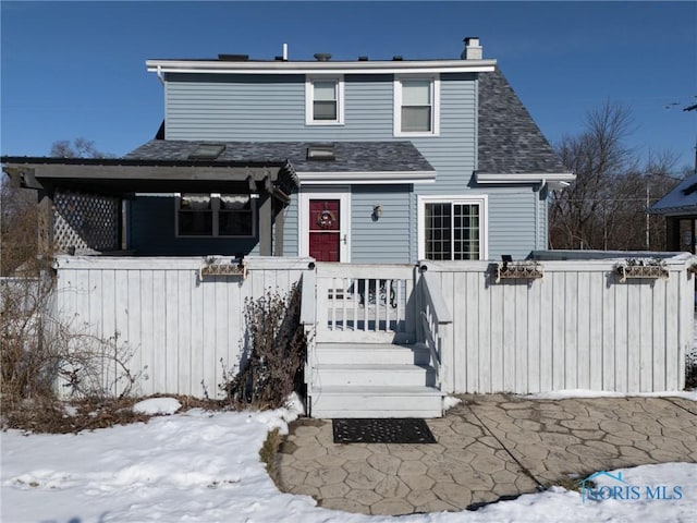 view of front of home