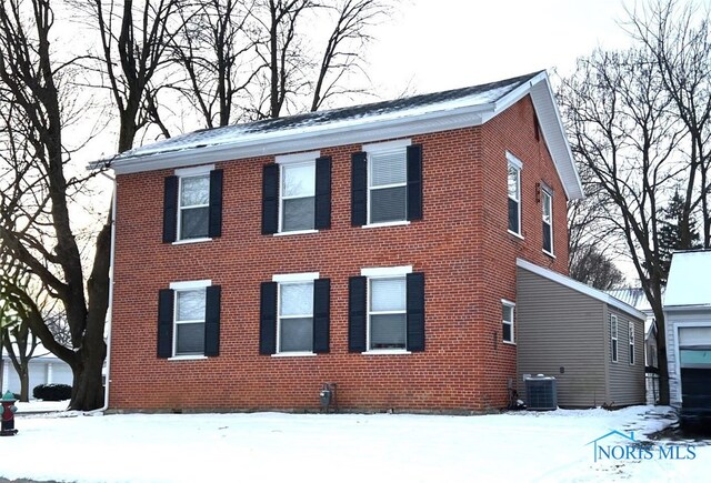 Listing photo 3 for 334 N 4th St, Upper Sandusky OH 43351