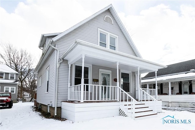 view of front of home featuring covered porch