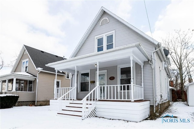 view of front of home with covered porch