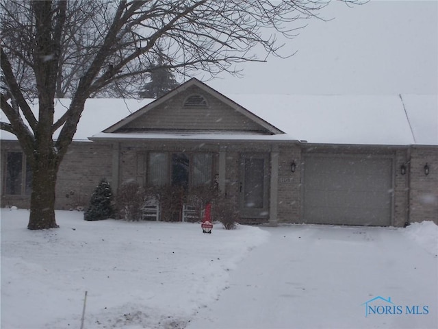 view of front of home featuring a garage