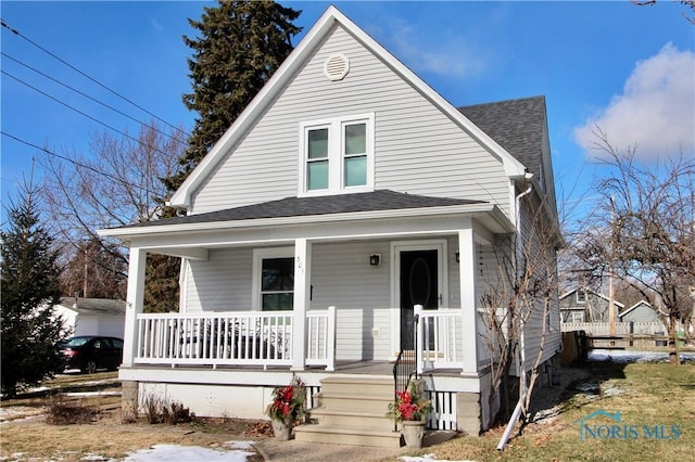 bungalow featuring covered porch