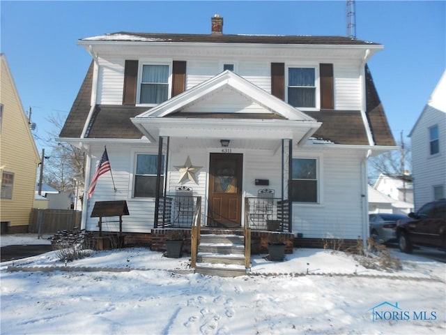 view of front of house featuring a porch