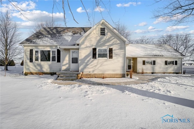 view of front of home