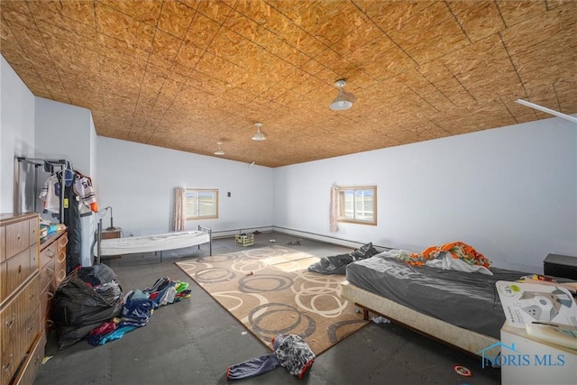 unfurnished bedroom featuring vaulted ceiling