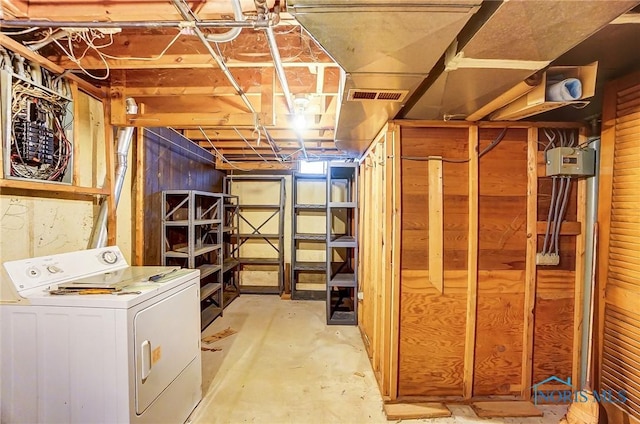 basement featuring washer / clothes dryer