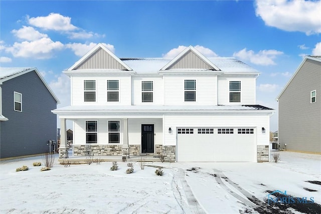 view of front facade featuring a garage